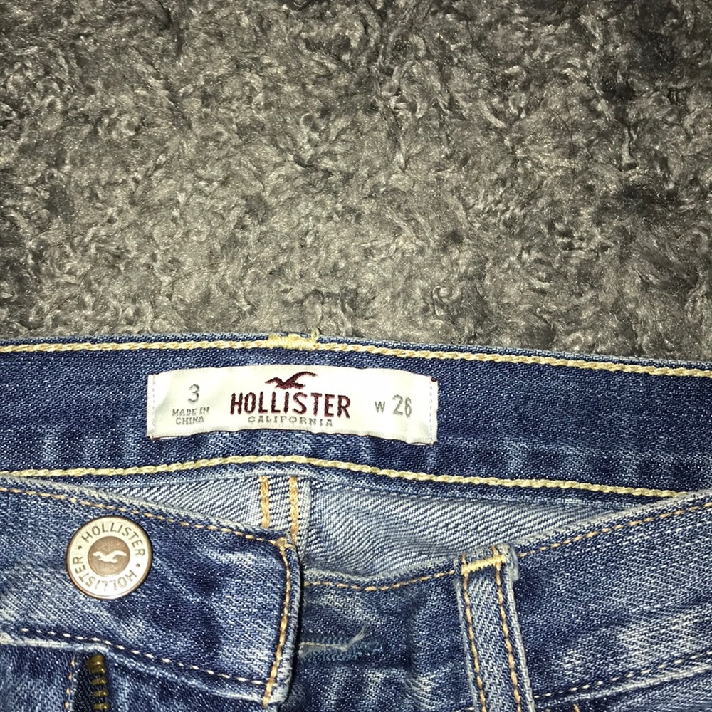 Hollister Shorts - Picture 3 of 3